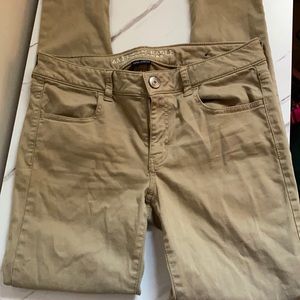 American eagle khaki pants